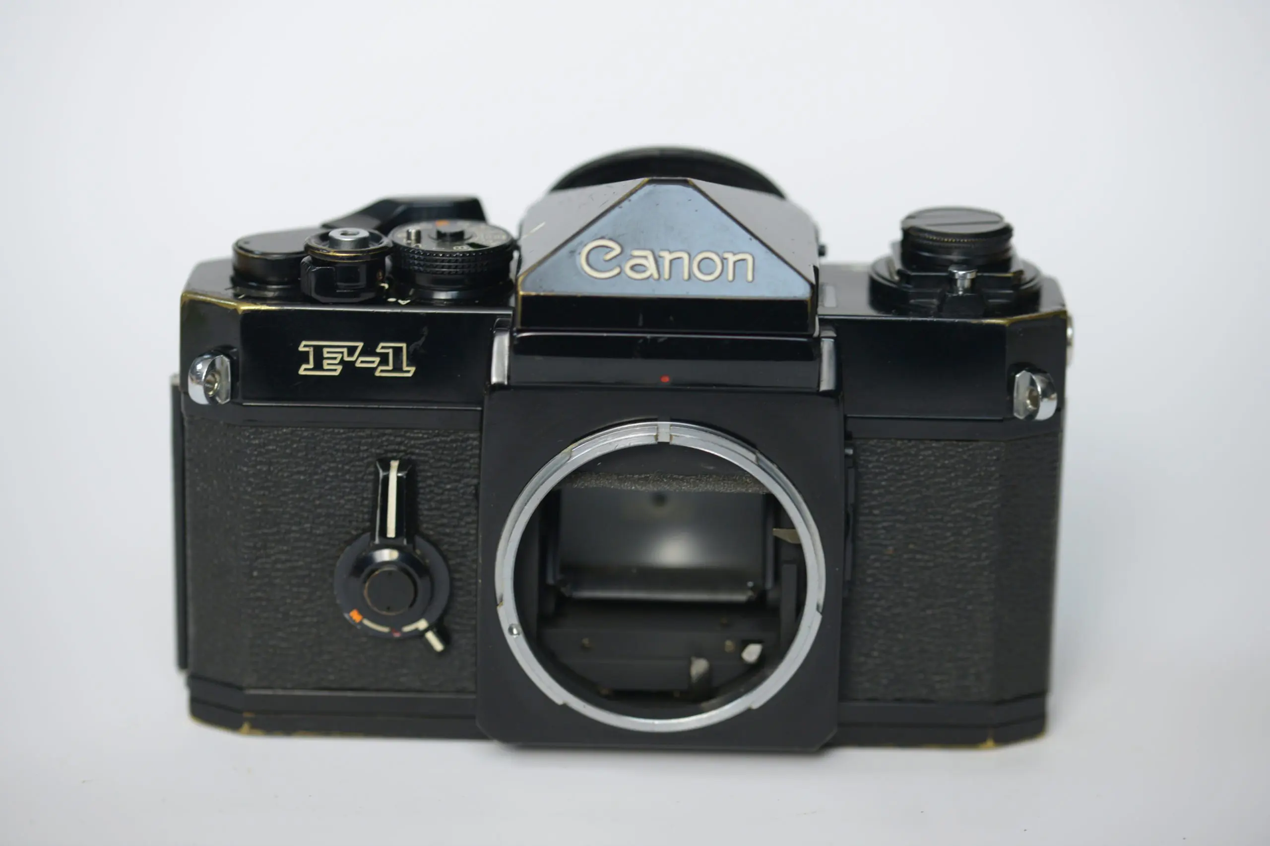 Canon F-1