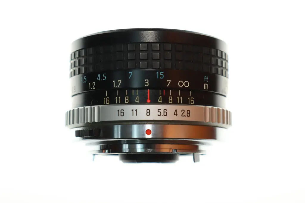 Hoya HMC Wide-Auto 35mm 1:2.8 lens
