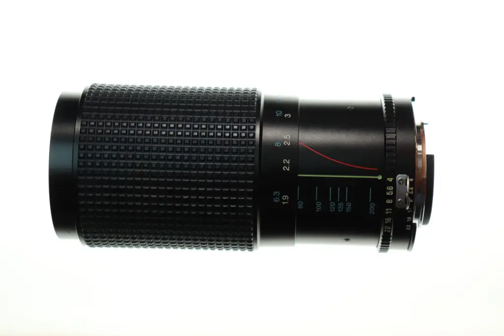 Tokina RMC 80-200mm f/4 MF Lens