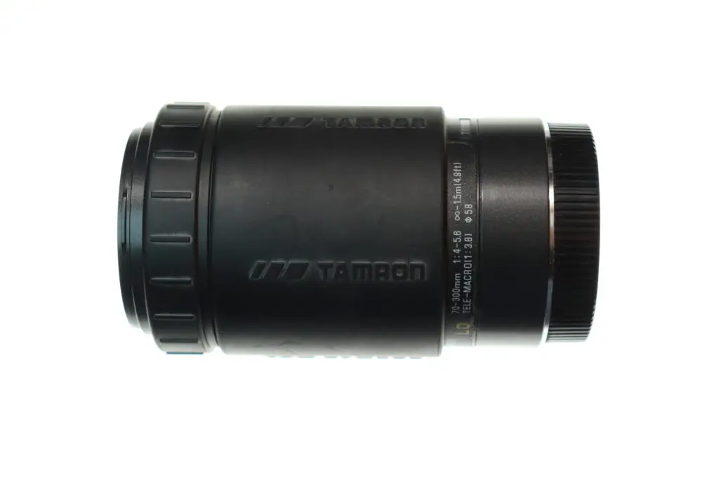 Tamron AF 70-300mm Tele-Macro(1:3.8) 372D Lens