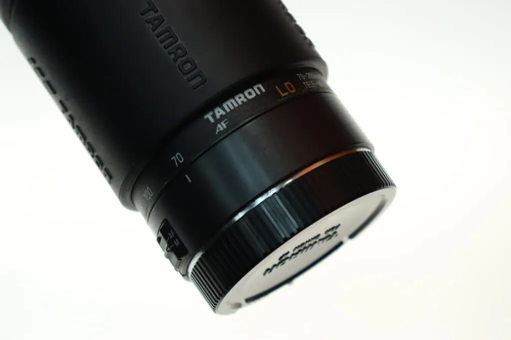 Tamron AF 70-300mm Tele-Macro(1:3.8) 372D Lens