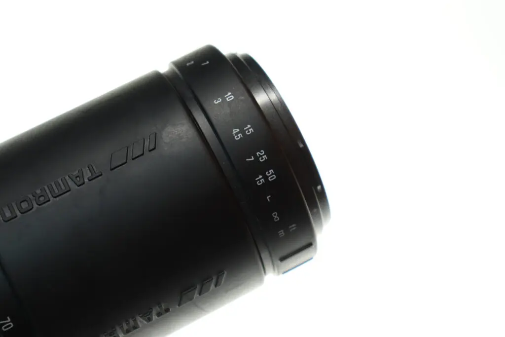 Tamron AF 70-300mm Tele-Macro(1:3.8) 372D Lens