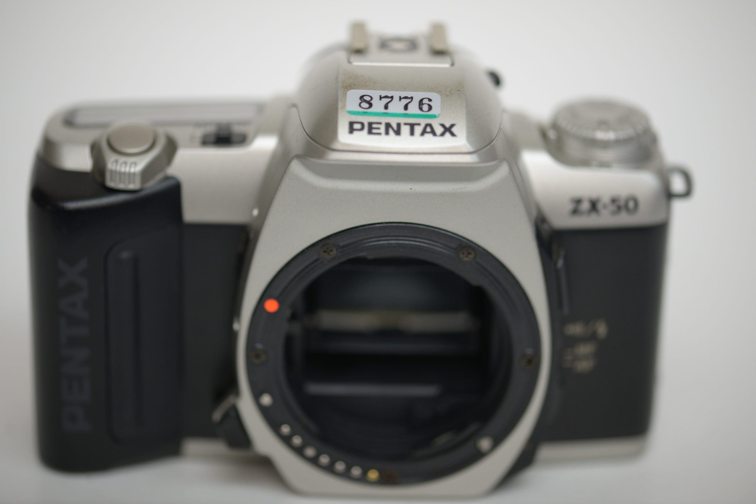 Pentax ZX-50 35mm SLR (Camera Body) (Parts or Repair)