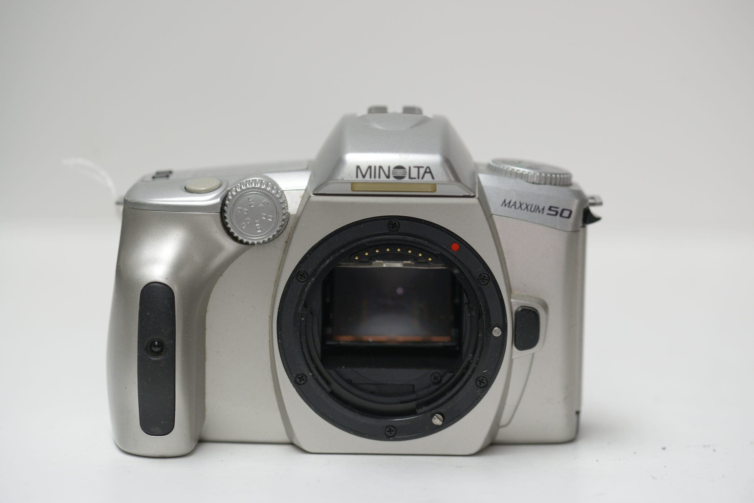 MINOLTA MAXXUM 50 35MM CAMERA BODY Black Lab Imaging