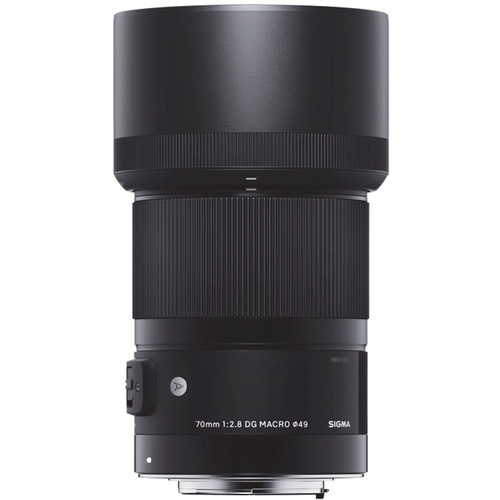 Sigma 70mm f/2.8 DG Macro Art Lens