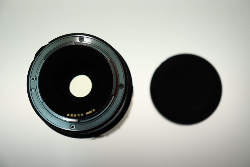 Tamron AF 70-300mm Tele-Macro(1:3.8) 372D Lens